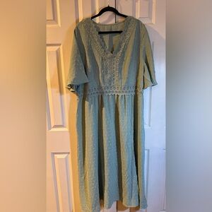 Elegant Lace Trim Midi Dress